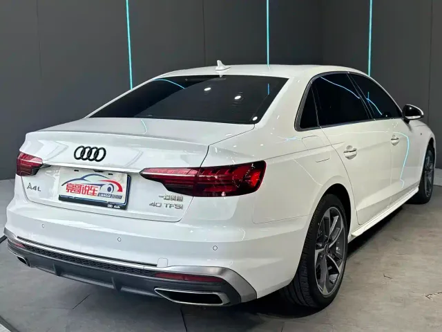Audi A4L — Фото автомобиля 6
