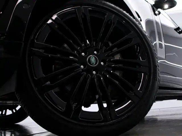 Land Rover Range Rover — Фото автомобиля 20
