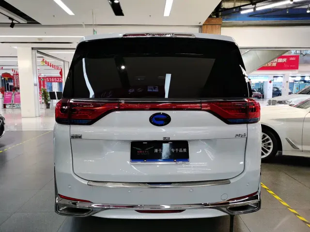 GAC Trumpchi M8 — Фото автомобиля 4