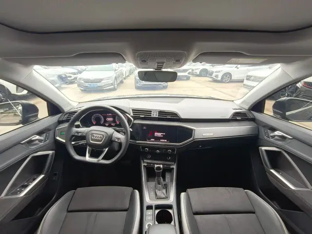 Audi Q3 — Фото автомобиля 6