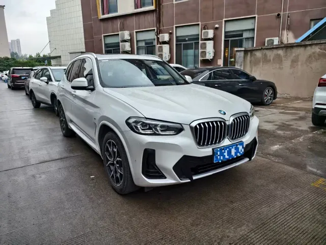 BMW X3 — Фото автомобиля 2