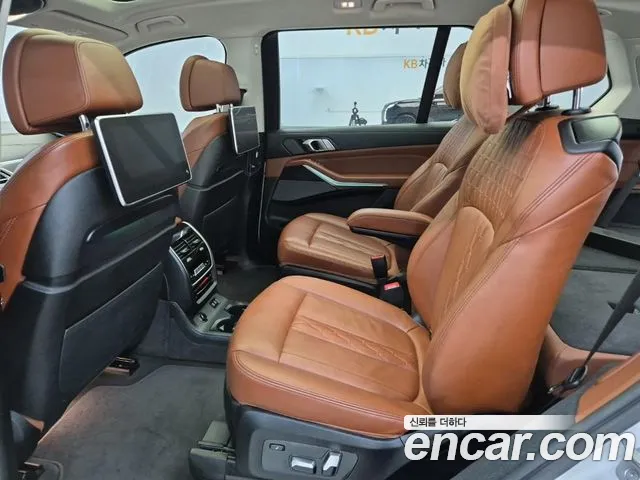 BMW X7 G07 — Фото автомобиля 12