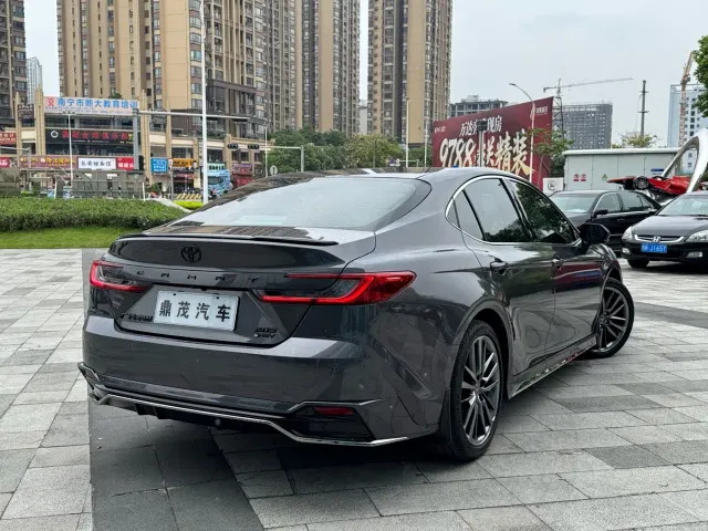 Toyota Camry — Фото автомобиля 7