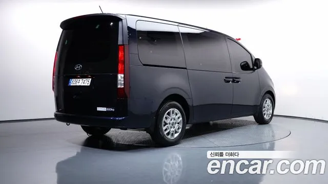Hyundai Staria Staria Карго 5 мест — Фото автомобиля 2