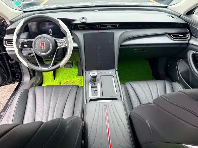 Hongqi H5 — Фото автомобиля 6