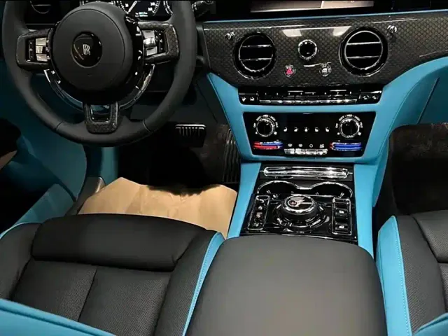 Rolls-Royce Ghost — Фото автомобиля 8