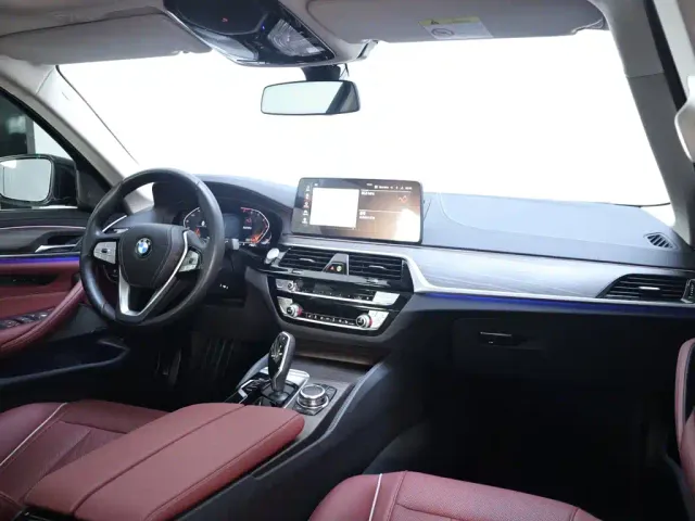 BMW 5 Series — Фото автомобиля 20