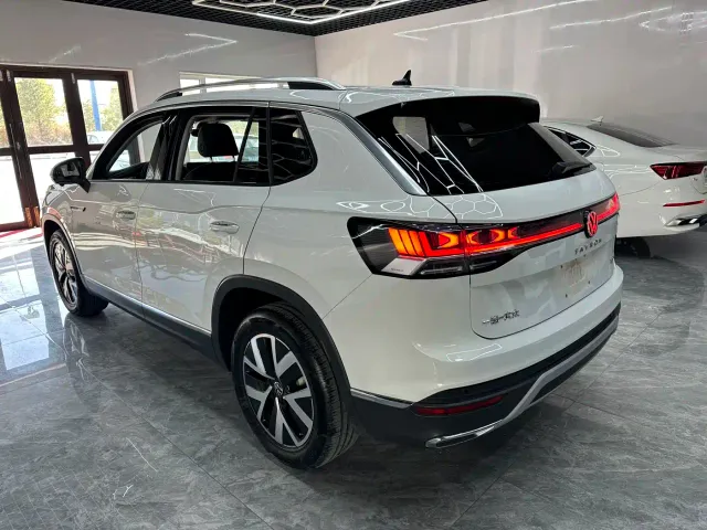 Volkswagen Tayron — Фото автомобиля 4