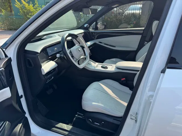 Geely Galaxy L7 — Фото автомобиля 8