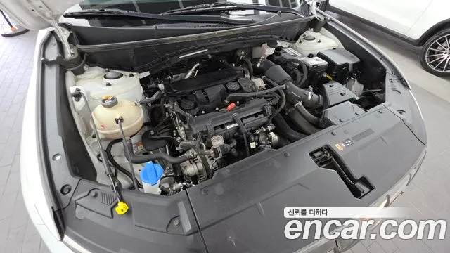 Hyundai Tucson Tucson (NX4) Бензин 1.6 турбо 2WD — Фото автомобиля 6