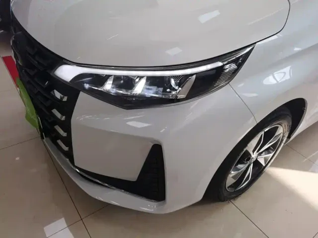 GAC Trumpchi M6 — Фото автомобиля 23