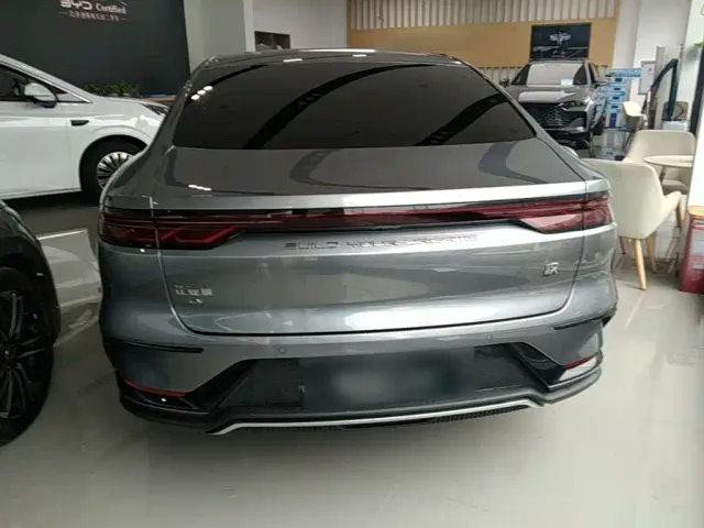 BYD Han — Фото автомобиля 5
