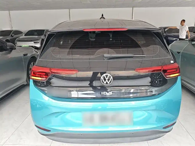 Volkswagen ID.3 — Фото автомобиля 5