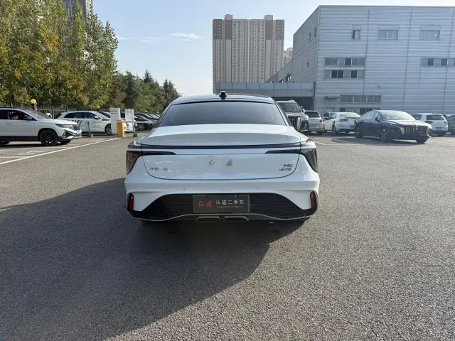 Hongqi H6 — Фото автомобиля 8