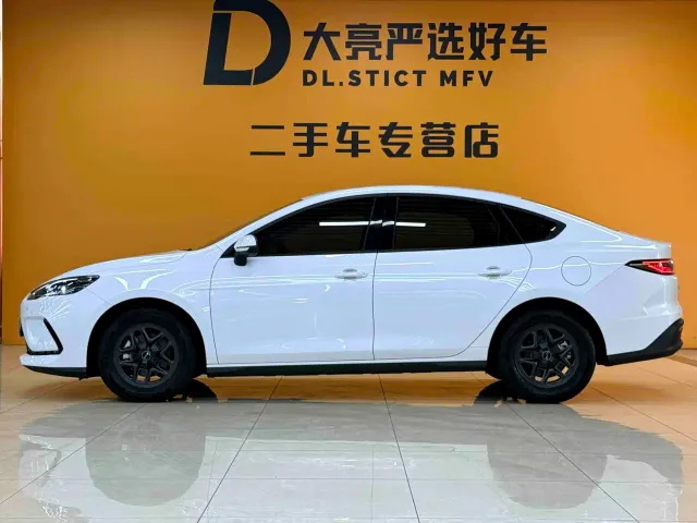 BYD Hai Bao 05 DM-i 2025 DM-i Smart Drive Edition 55KM Luxury — Фото автомобиля 3