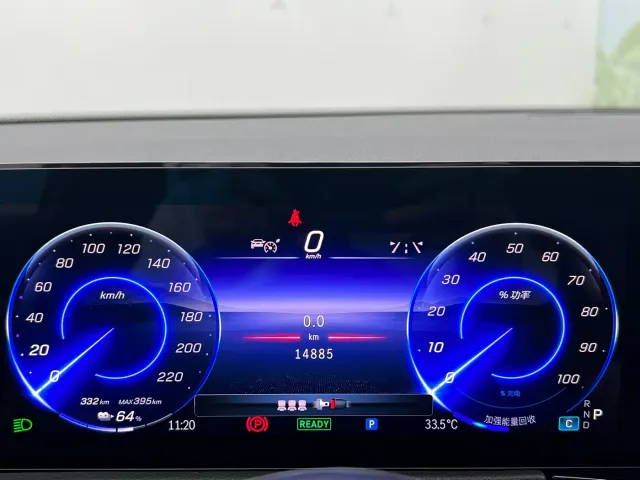 Mercedes-Benz EQB — Фото автомобиля 13