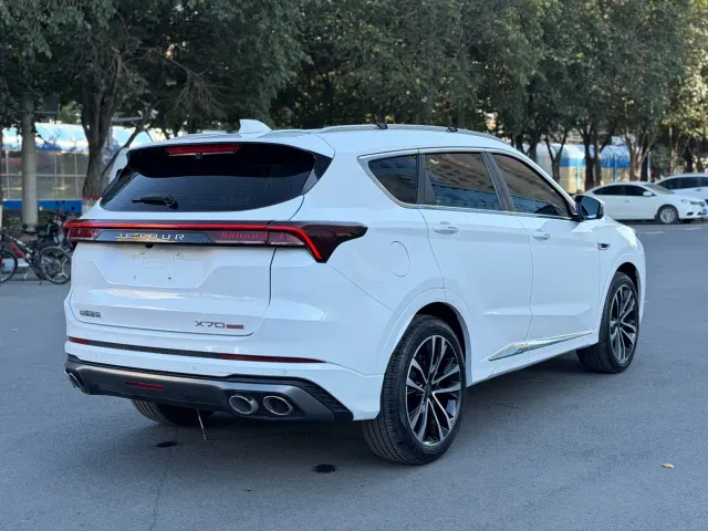 Jetour X70 Plus — Фото автомобиля 14