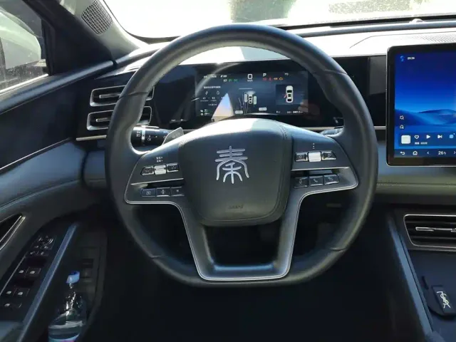 BYD Qin L — Фото автомобиля 15