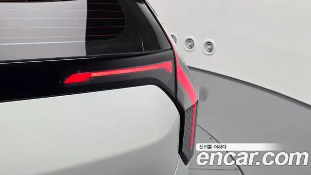 Kia EV3 — Фото автомобиля 8
