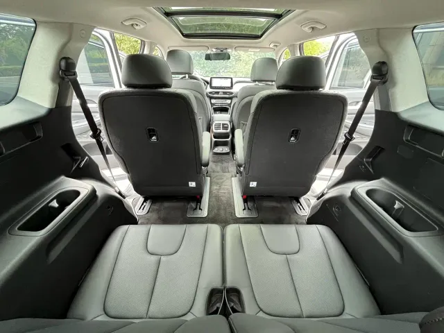 Hyundai Santa Fe — Фото автомобиля 22