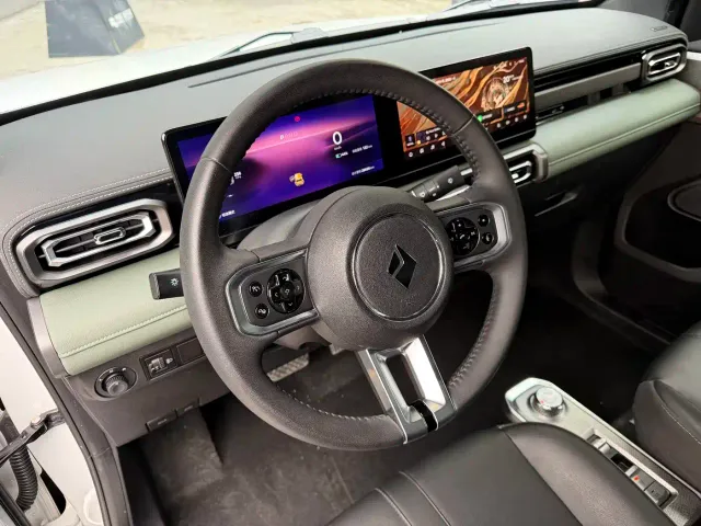 Baojun Yep — Фото автомобиля 12