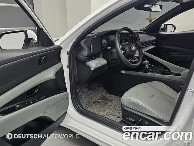Hyundai Avante CN7 — Фото автомобиля 11