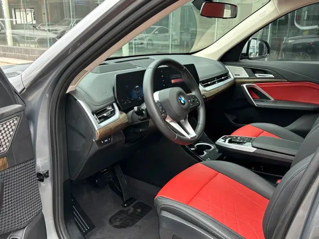 BMW X1 — Фото автомобиля 5