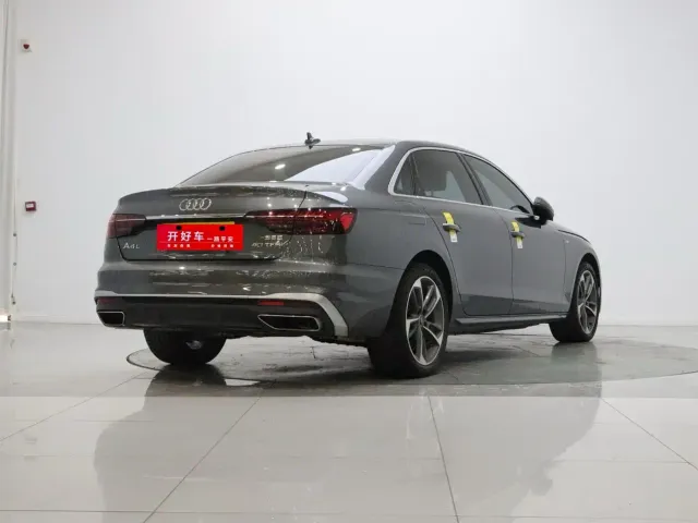 Audi A4L — Фото автомобиля 4