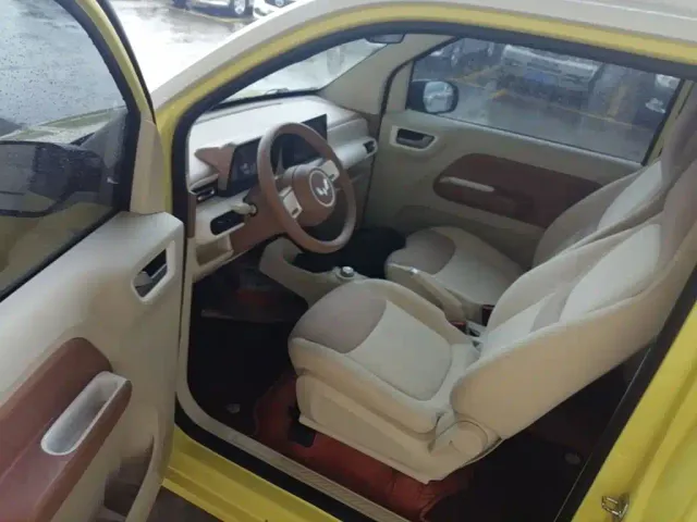 Wuling Hongguang Mini EV — Фото автомобиля 15
