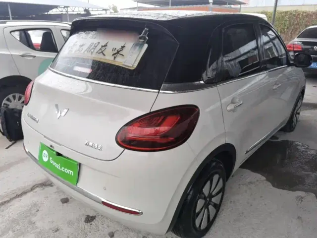 Wuling Bingo — Фото автомобиля 6