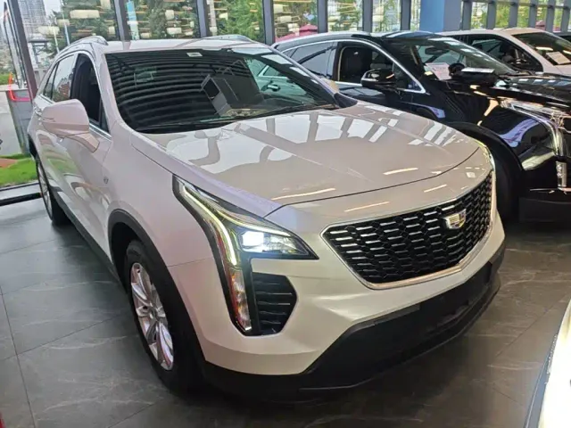 Cadillac XT4 — Фото автомобиля 3