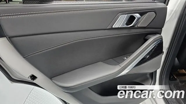 BMW X6 xDrive40i M Sport — Фото автомобиля 21