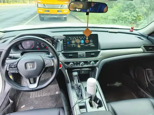 Honda Accord 2022 260TURBO Luxury Edition — Фото автомобиля 12