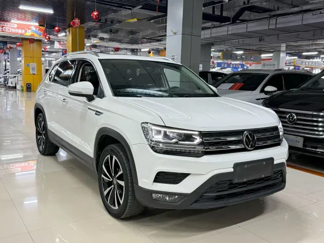 Volkswagen Tharu — Фото автомобиля 3