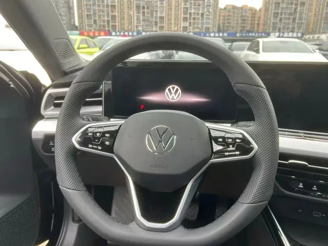 Volkswagen Lamando — Фото автомобиля 7