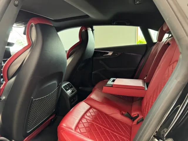 Audi S5 — Фото автомобиля 8