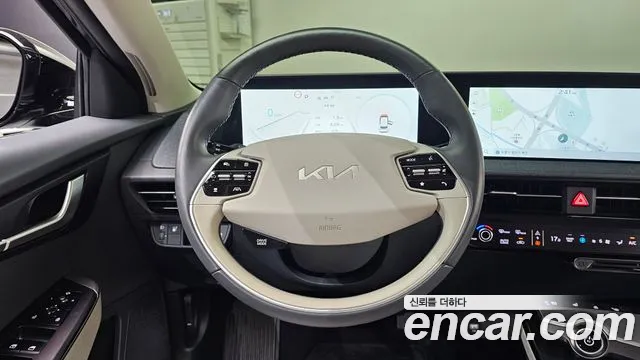 Kia EV6 Standard — Фото автомобиля 13