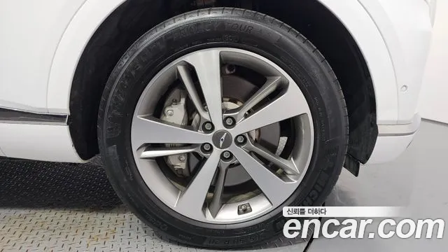 Genesis GV80 — Фото автомобиля 6
