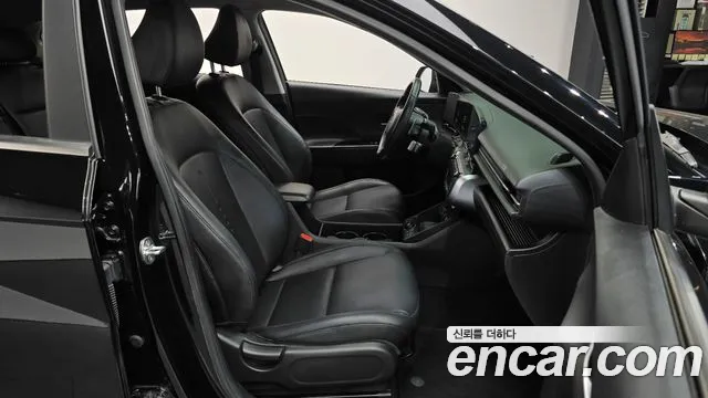 Hyundai Kona Kona (SX2) Бензин 1.6 турбо 2WD — Фото автомобиля 26