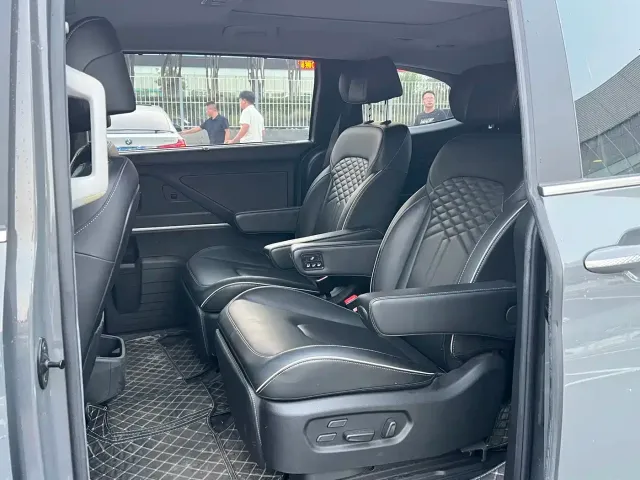 Hyundai Custo — Фото автомобиля 18