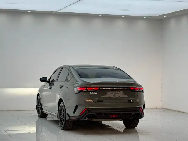 Geely Binrui — Фото автомобиля 16