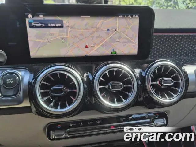 Mercedes-Benz EQB X243 — Фото автомобиля 11