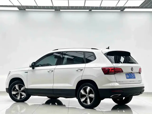 Volkswagen Tharu — Фото автомобиля 3