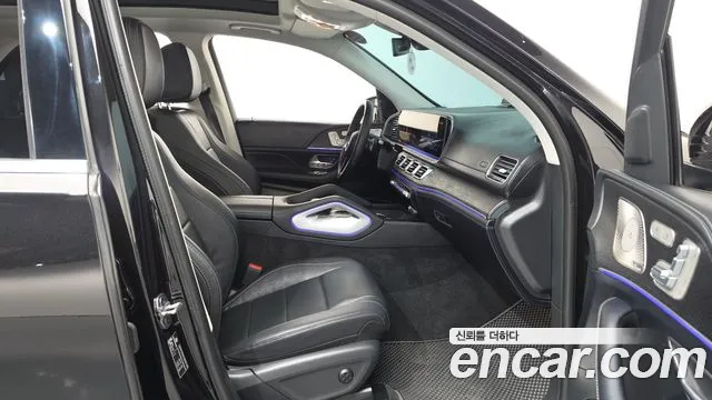Mercedes-Benz GLE-Class — Фото автомобиля 19