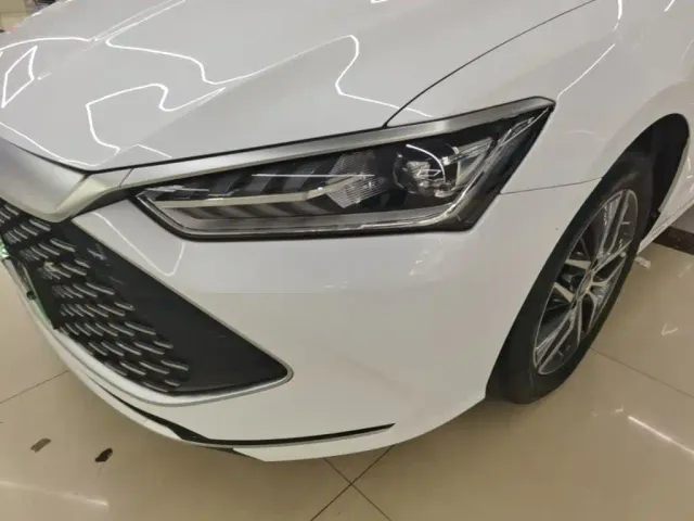 BYD Qin PLUS — Фото автомобиля 23
