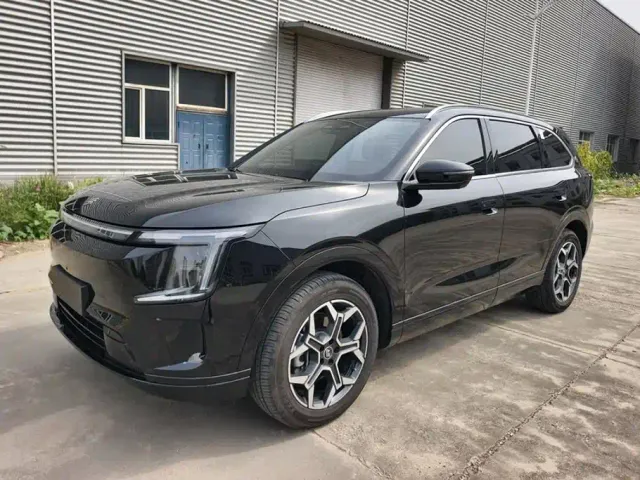 Фотография автомобиля — Jetour Shanhai L7 Plus