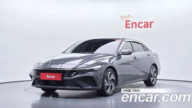 Фотография автомобиля — Hyundai Avante CN7