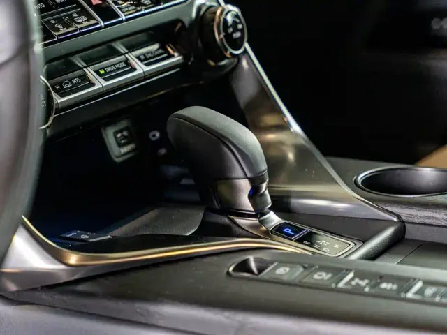 Lexus LX — Фото автомобиля 12
