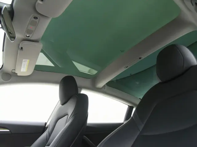 Tesla Model 3 2022 Model Rear-Wheel Drive Version — Фото автомобиля 14