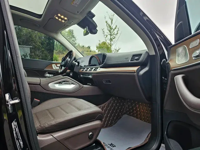 Mercedes-Benz GLS-Class — Фото автомобиля 9